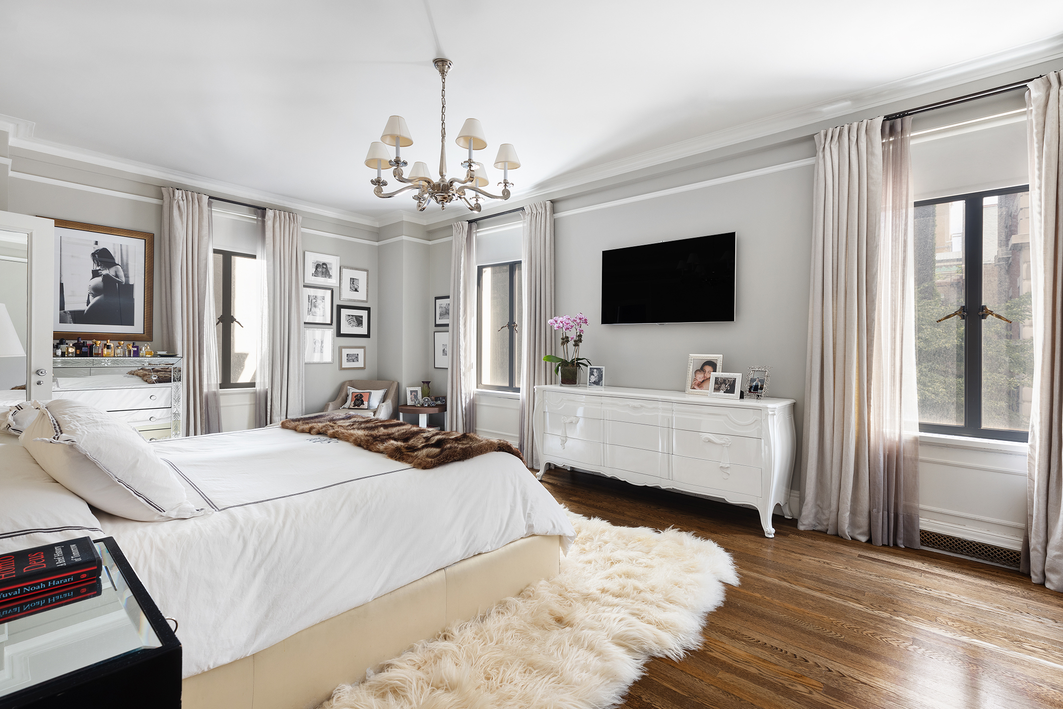 145-146 Central Park West, Unit 2G Manhattan, NY 10023 - Photo 10 of 17