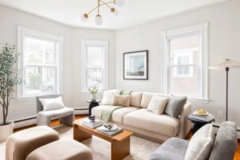 $1,075,000 | 97 Fayerweather Street, Unit 1, Cambridge, MA 02138