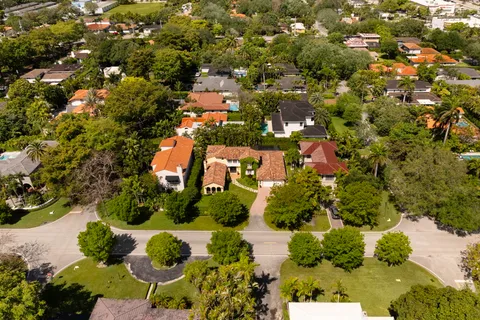 $3,200,000 | 4206 Alhambra Circle, Miami, FL 33146