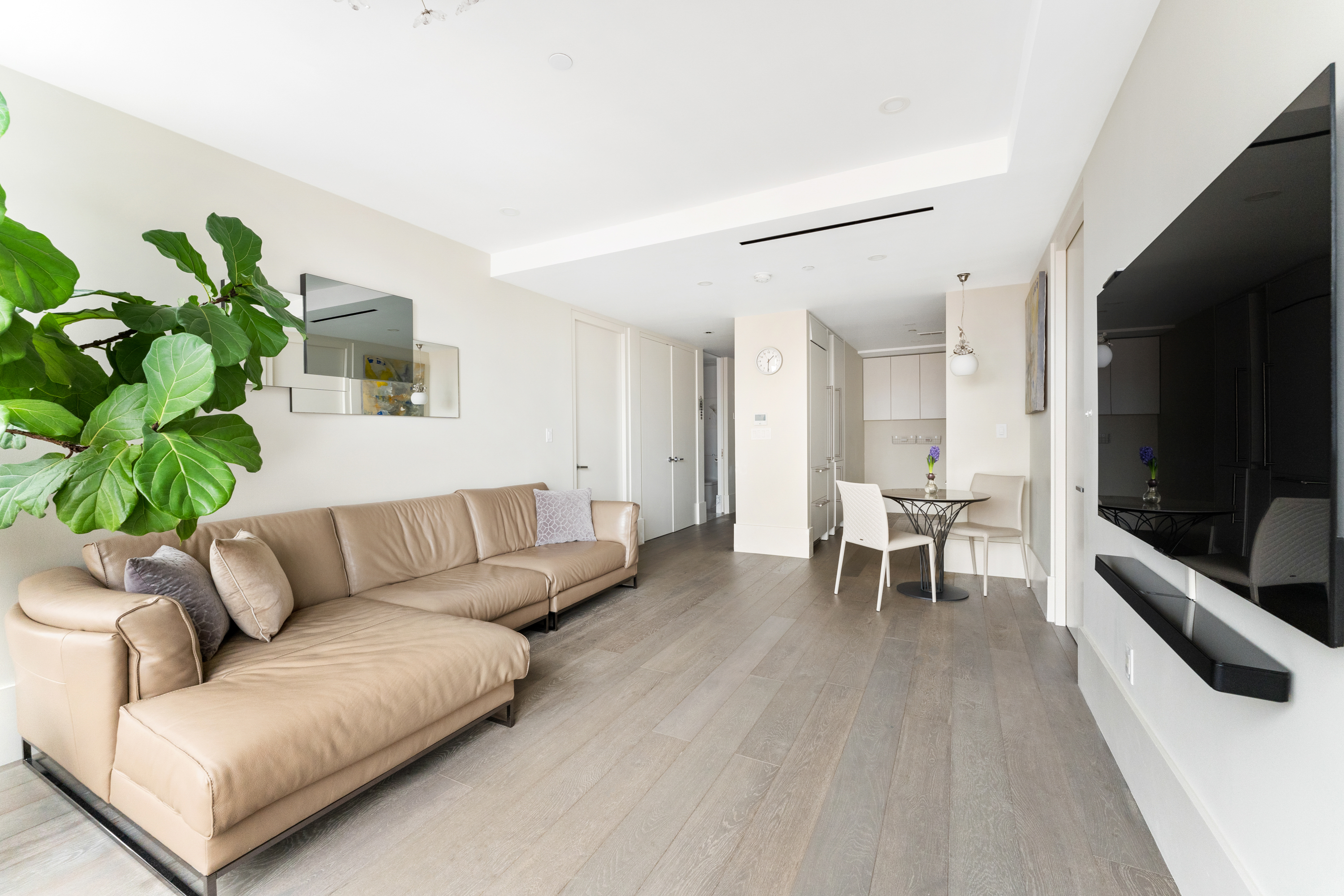 429 Kent Avenue, Unit 805 Brooklyn, NY 11249 - Photo 2 of 18