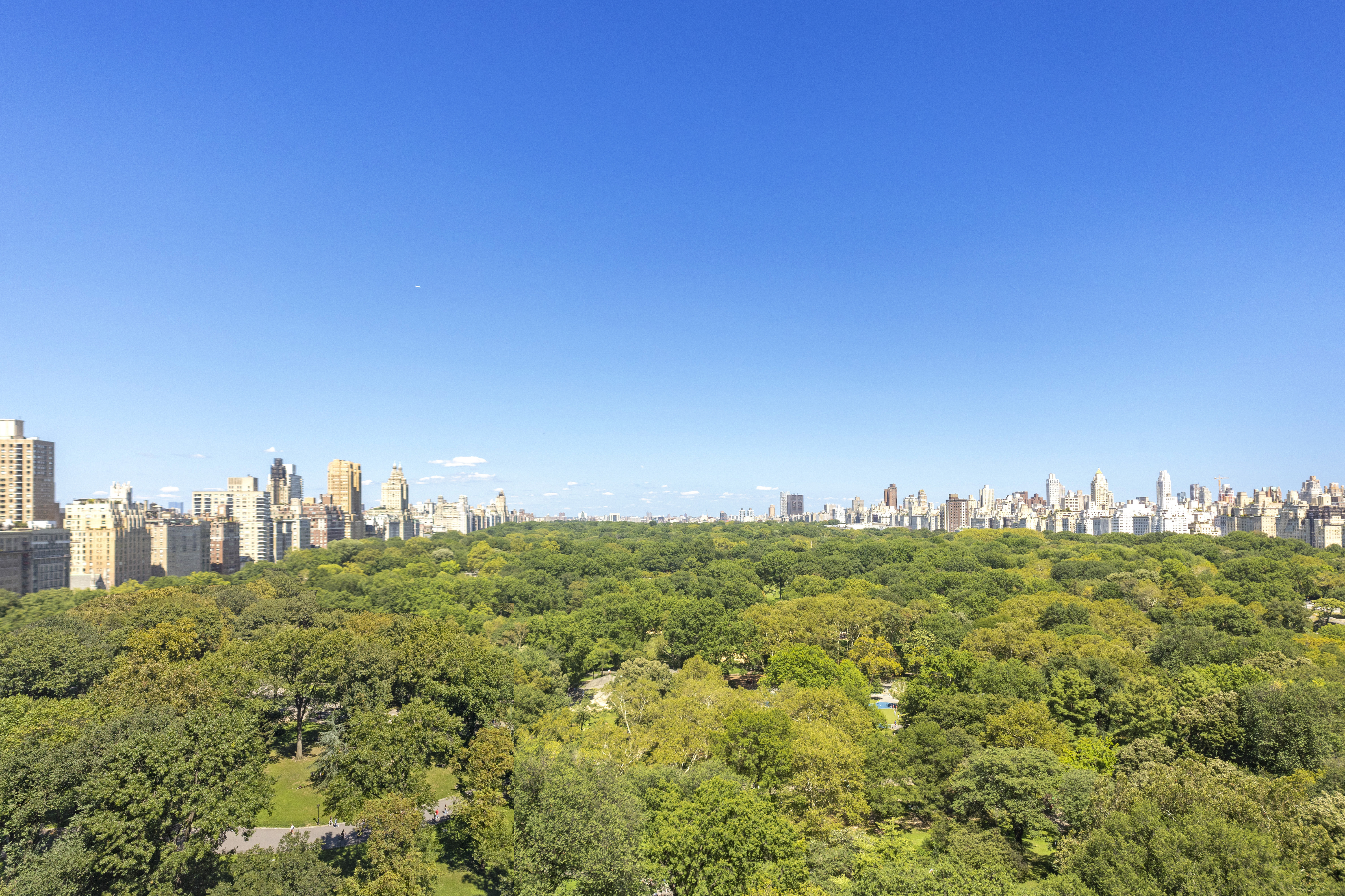 200 Central Park South, Unit 20DEF Manhattan, NY 10019 - Photo 5 of 16 a view of a city with a city view