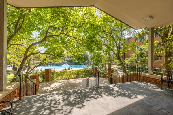$339,000 | 5301 Westbard Circle, Unit 210, Bethesda, MD 20816