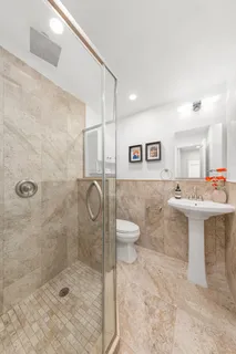 $799,000 | 170 East 92nd Street, Unit 1D | Upper East Side