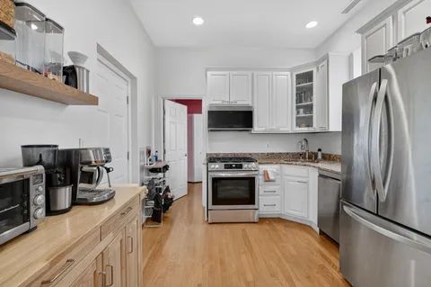 $425,000 | 219 T Street Northeast, Unit 404, Washington, DC 20002