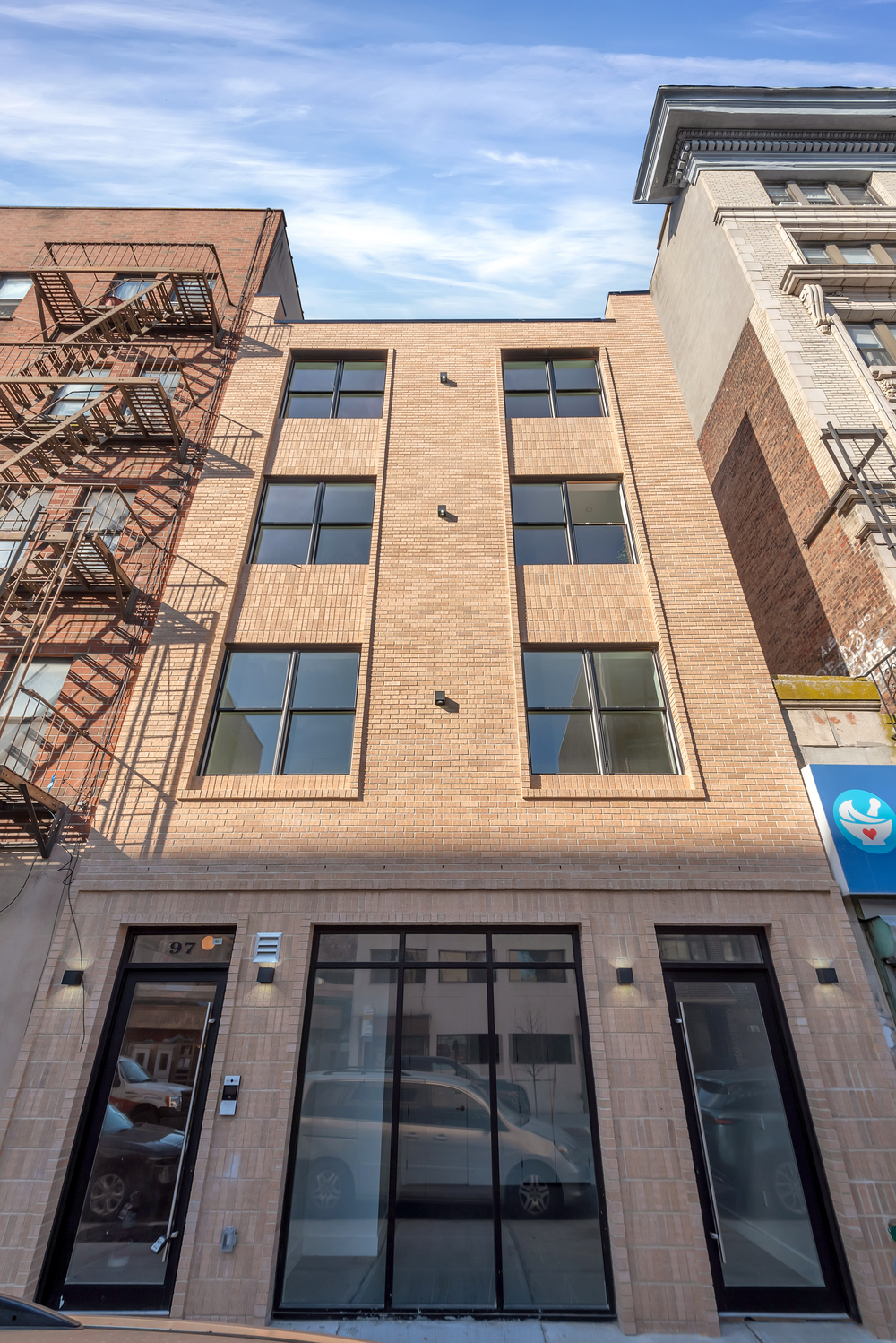 97 Seigel Street, Unit 2R Brooklyn, NY 11206 - Photo 5 of 7 a view of a building