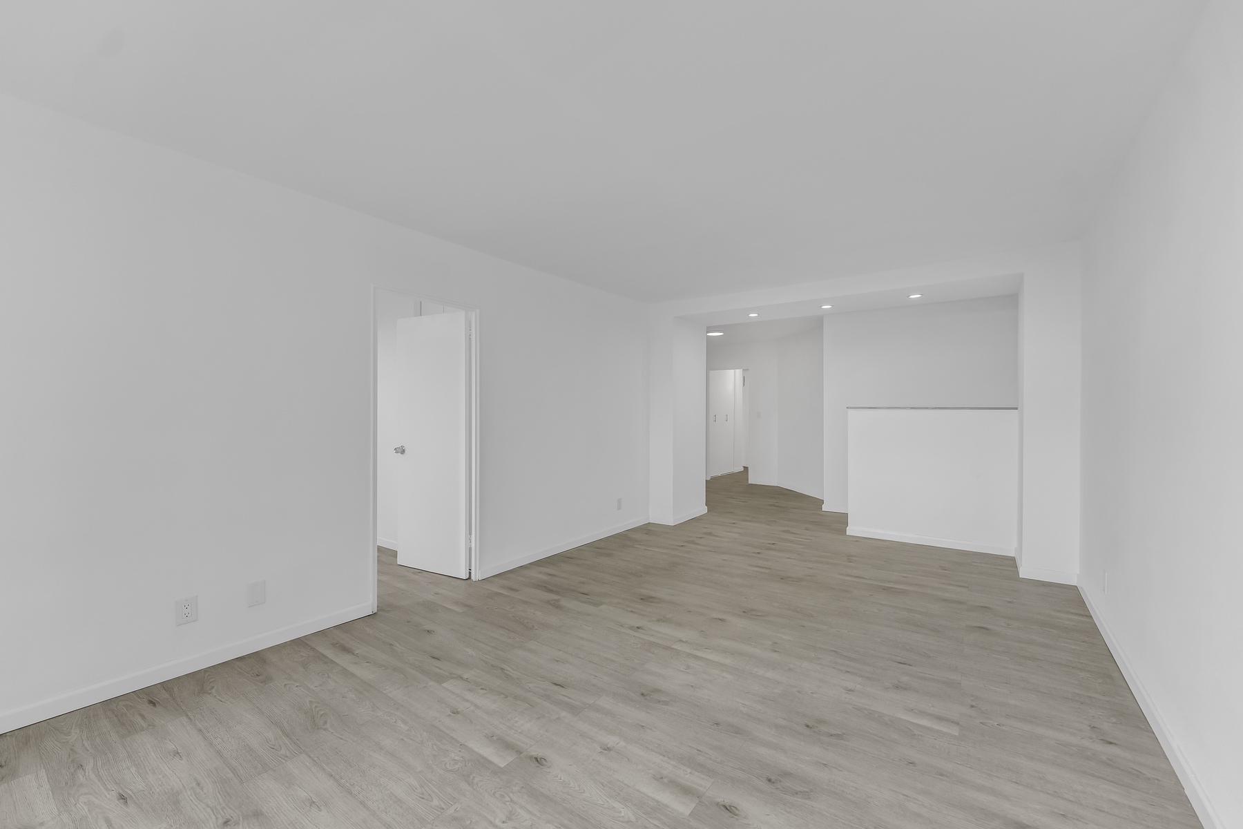 5900 Arlington Avenue, Unit 4X Bronx, NY 10471 - Photo 4 of 19