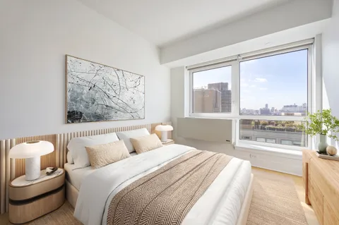 $1,675,000 | 440 Kent Avenue, Unit 17A | Williamsburg