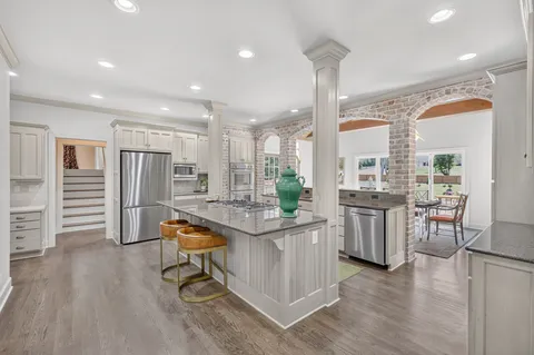$3,200,000 | 510 Granny White Pike, Brentwood, TN 37027