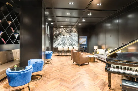 $2,595,000 | 425 West 50th Street, Unit 10E | Hell's Kitchen