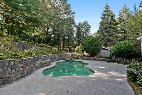 Contact Agent | 187 High Street, Winchester, MA 01890
