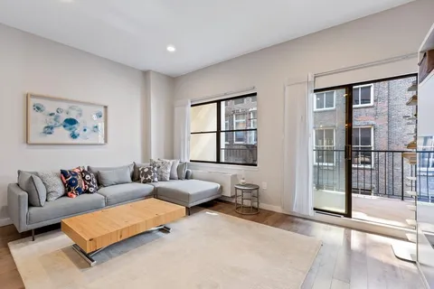 $485,000 | 35 East 10th Street, Unit 5E | Greenwich Village