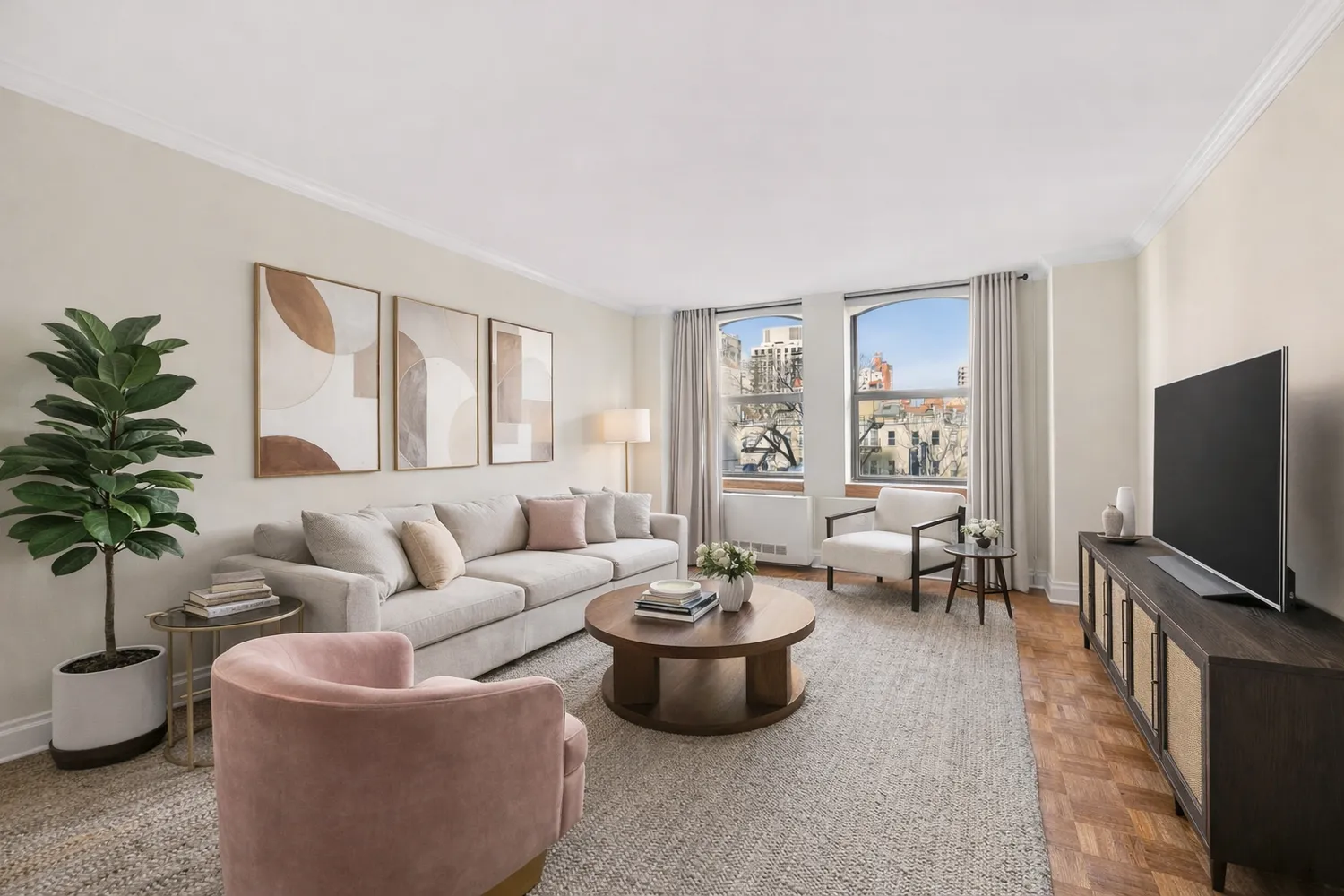 $4,600 | 350 East 82nd Street, Unit 5J | Upper East Side