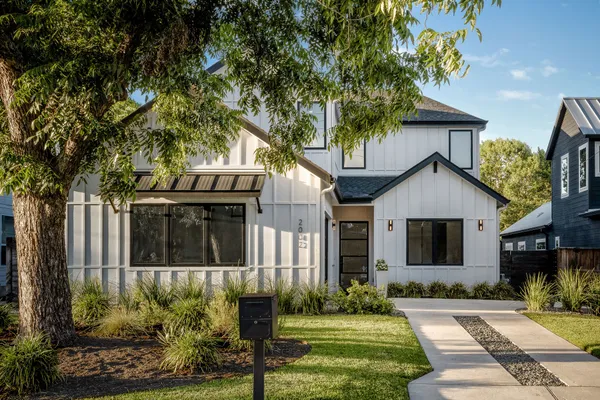 $1,695,000 | 2002 Payne Avenue, Austin, TX 78757