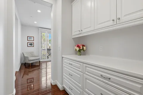 $1,379,000 | 21445 Hayley Lane, Huntington Beach, CA 92646