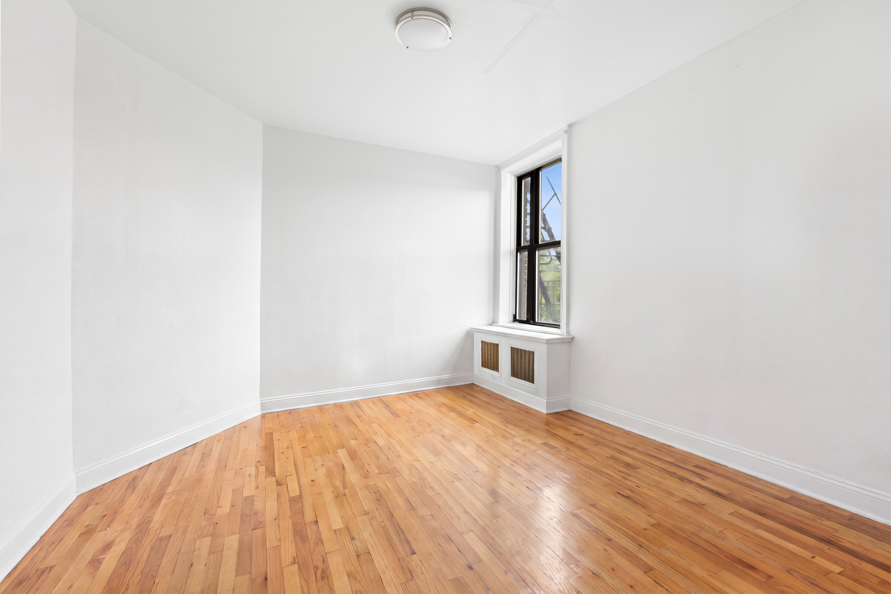 750 Riverside Drive, Unit 4C Manhattan, NY 10031 - Photo 9 of 19 Gallery Image 9
