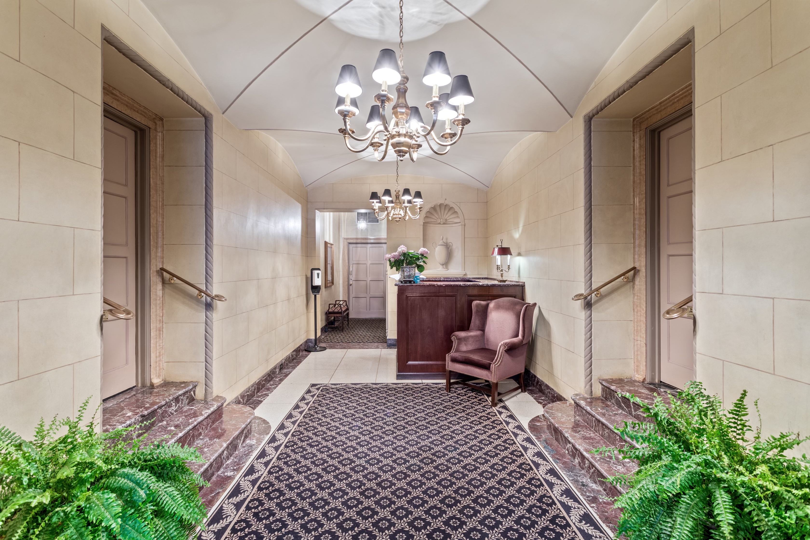 325 East 57th Street, Unit 4C Manhattan, NY 10022 - Photo 7 of 9