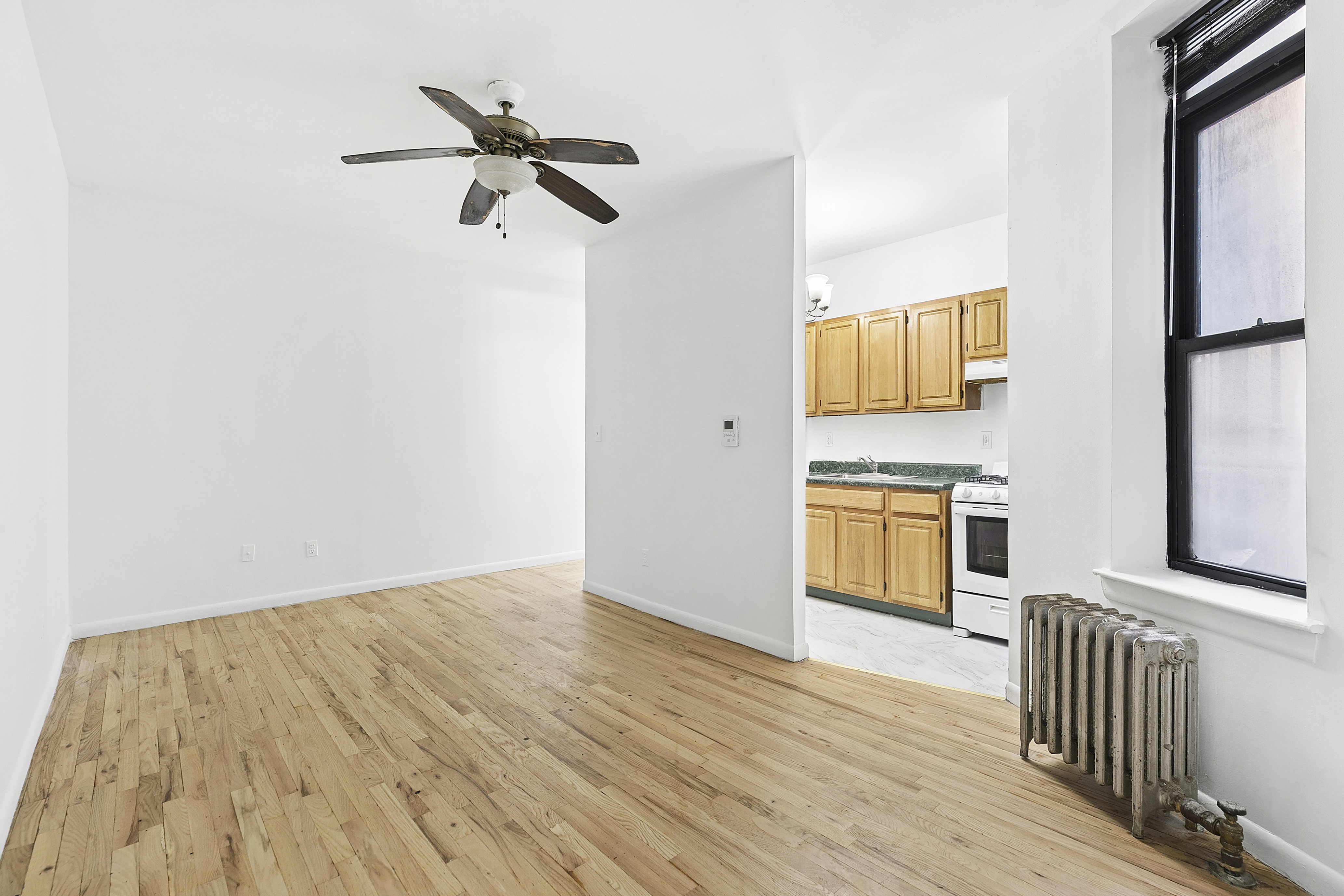 11 St Nicholas Avenue, Unit 2G Manhattan, NY 10026 - Photo 2 of 8
