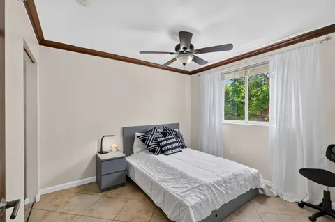 $305,000 | 1060 Northwest 7th Street, Unit 205, Miami, FL 33136
