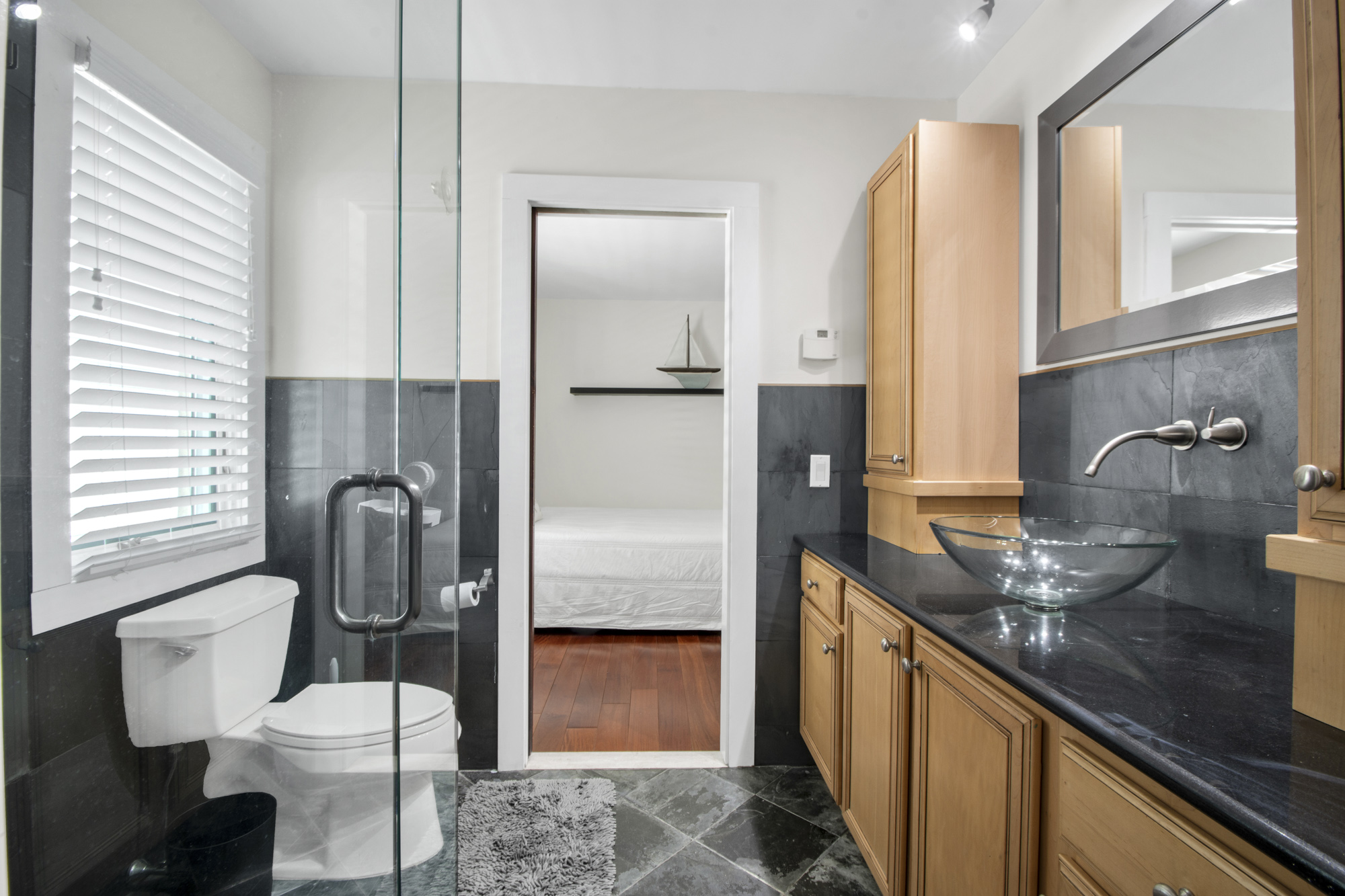34 Zephyr Avenue Staten Island, NY 10312 - Photo 25 of 42