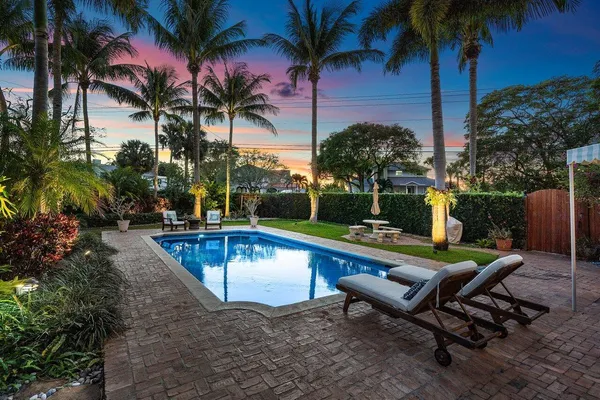$2,400,000 | 521 North Swinton Avenue, Delray Beach, FL 33444