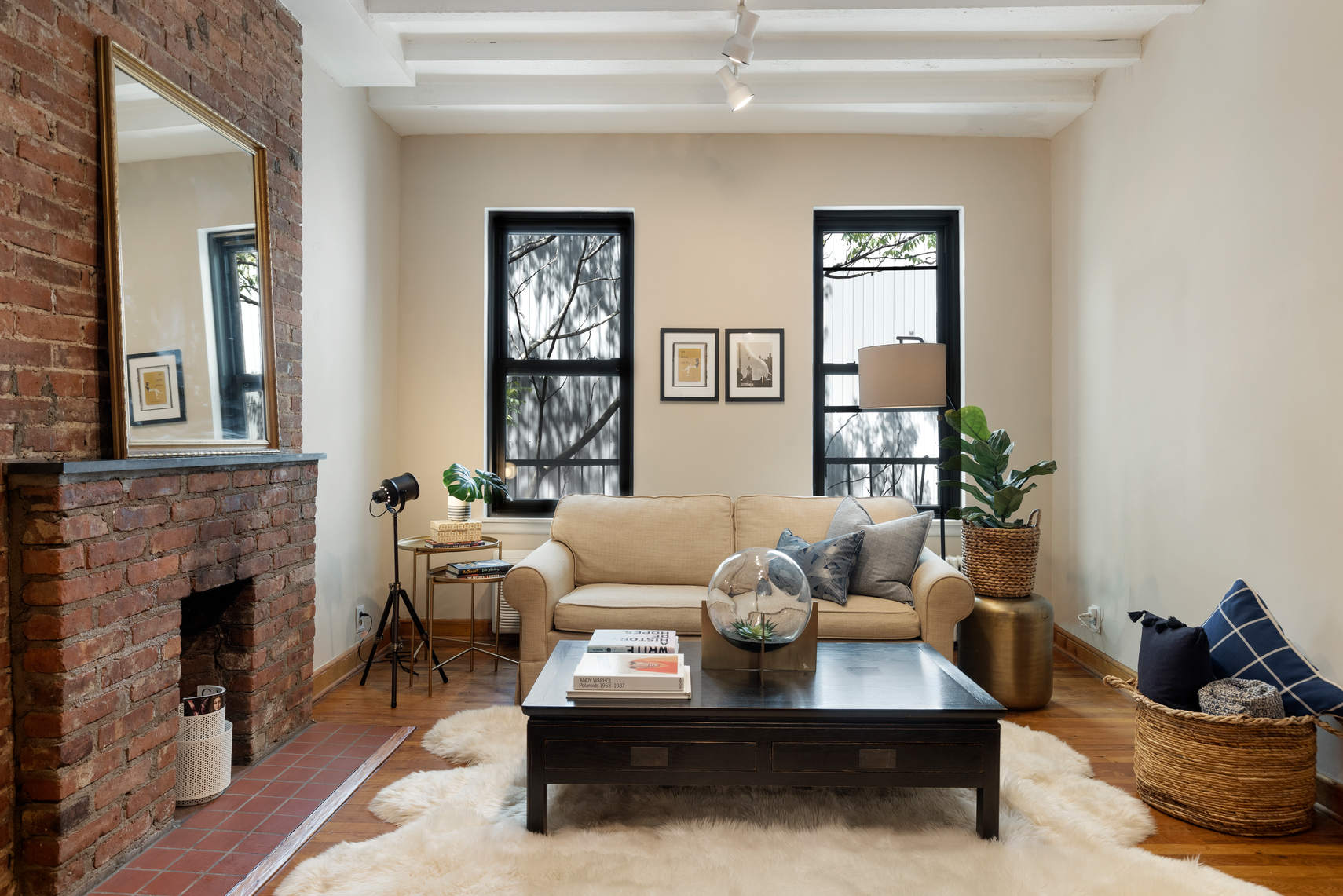 431 West 54th Street, Unit 4D Manhattan, NY 10019 - Photo 2 of 9