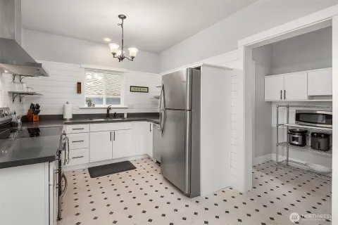 $620,000 | 3020 Gedney Street, Everett, WA 98201