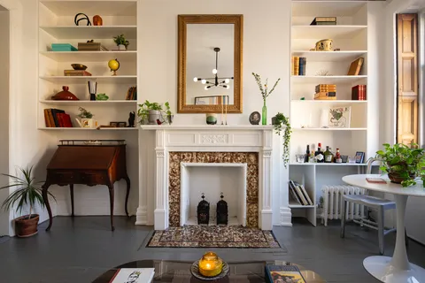 $500,000 | 264 West 22nd Street | Chelsea