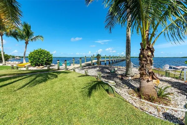 $1,799,990 | 3 Michiana Place, Terra Ceia, FL 34250