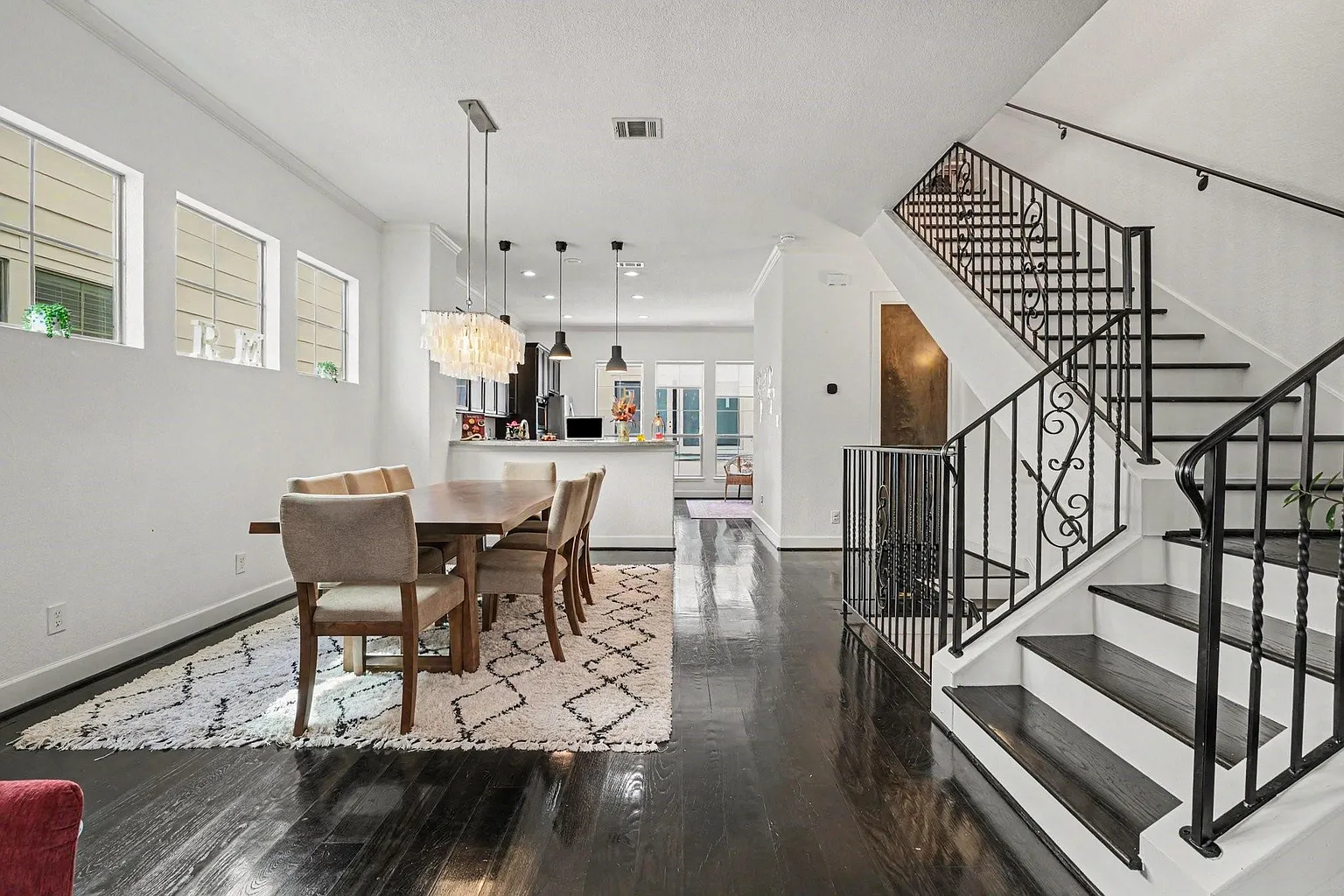 906 Patterson Street Houston, TX 77007 - Photo 17 of 33