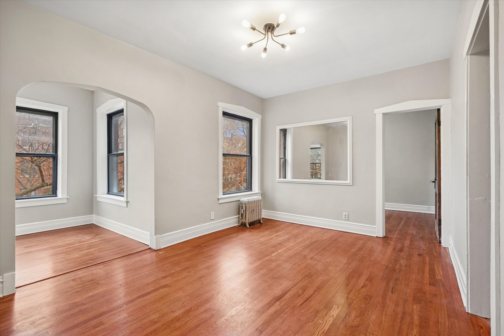 1501 West Cornelia Avenue, Unit 2 Chicago, IL 60657 - Photo 5 of 20