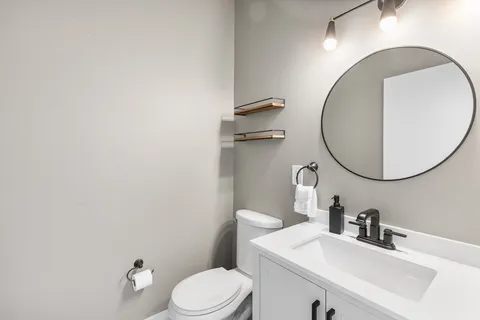 $395,000 | 926 North 3rd Street, Unit 4C, Philadelphia, PA 19123