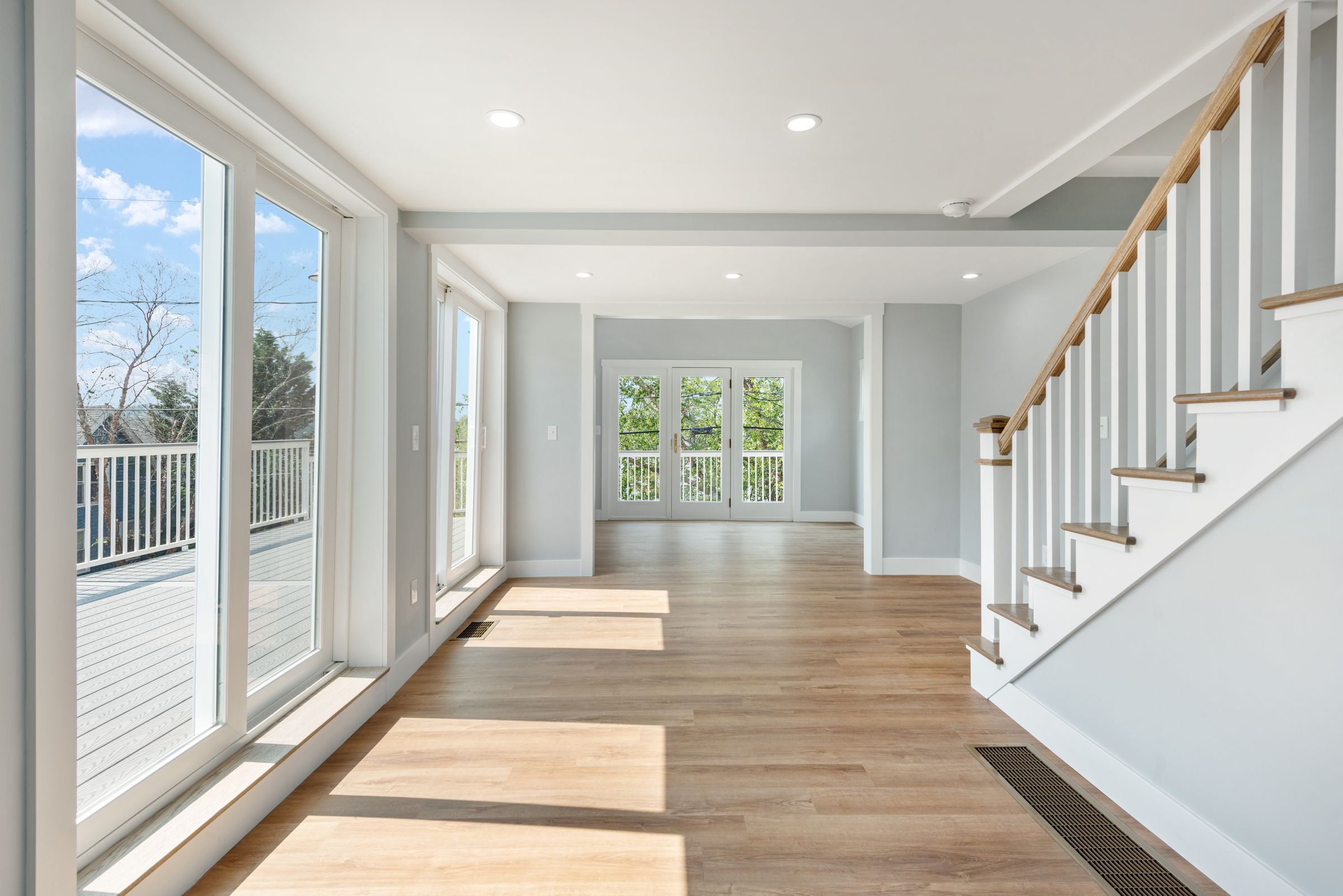 286 Riverside Drive Tiverton, RI 02878 - Photo 17 of 75
