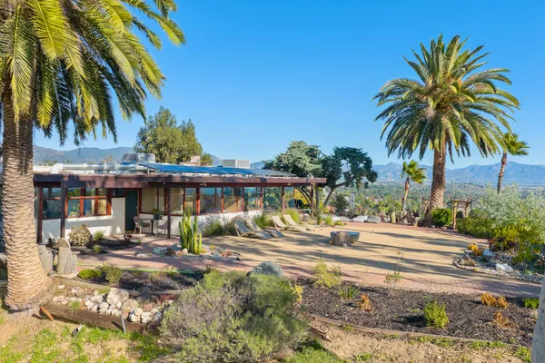 $1,999,000 | 17728 Ridgeway Road, Granada Hills, CA 91344