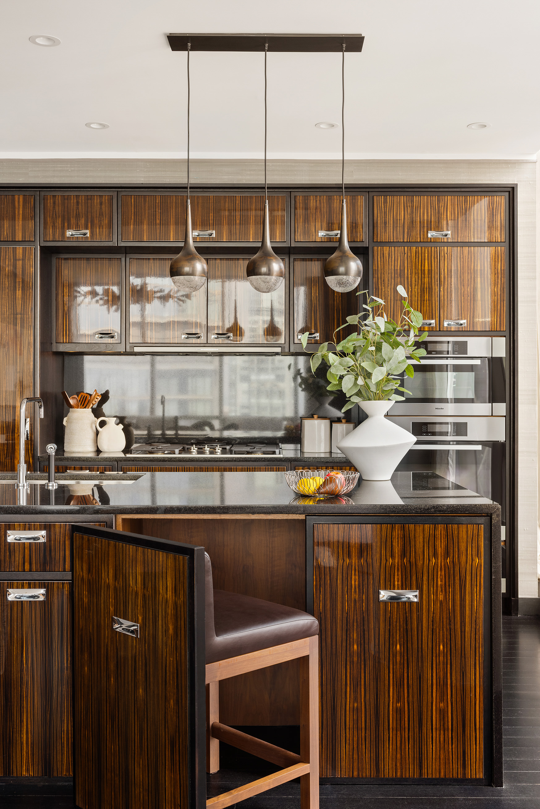 157 West 57th Street, Unit 50B Manhattan, NY 10019 - Photo 6 of 20 Gallery Image 6