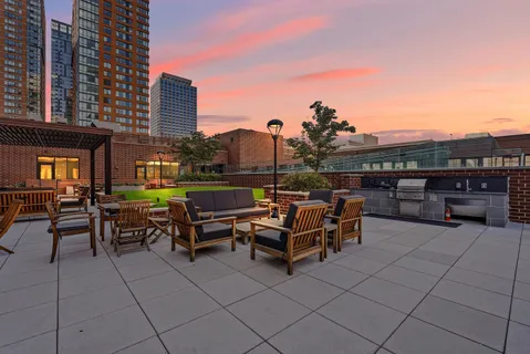 $1,225,000 | 10 Provost Street, Unit 516, Jersey City, NJ 07302