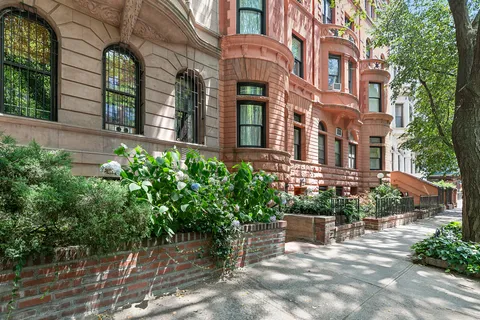 $825,000 | 59 West 88th Street, Unit BF | Upper West Side