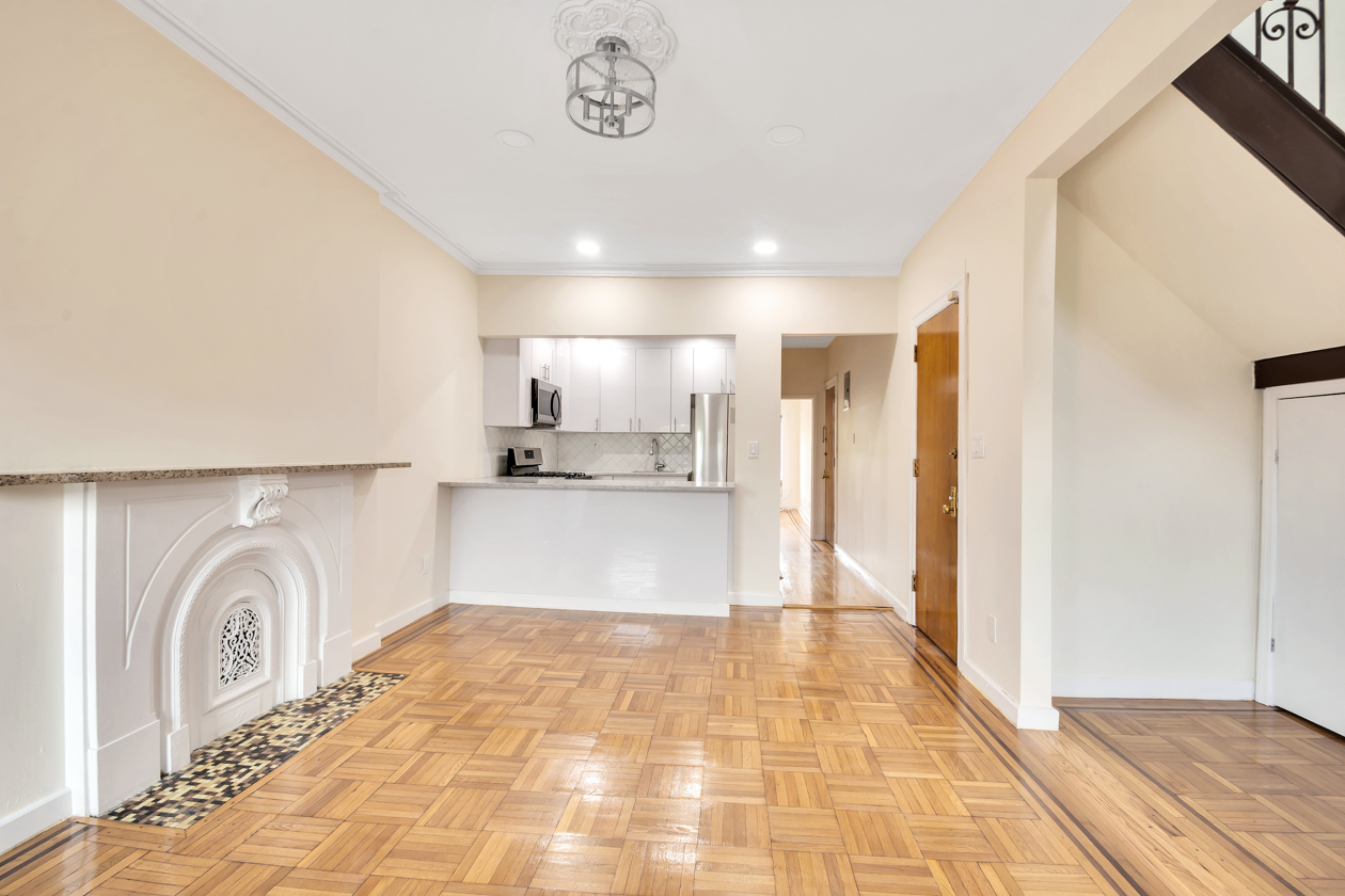 116 Gates Avenue, Unit 3 Brooklyn, NY 11238 - Photo 5 of 16