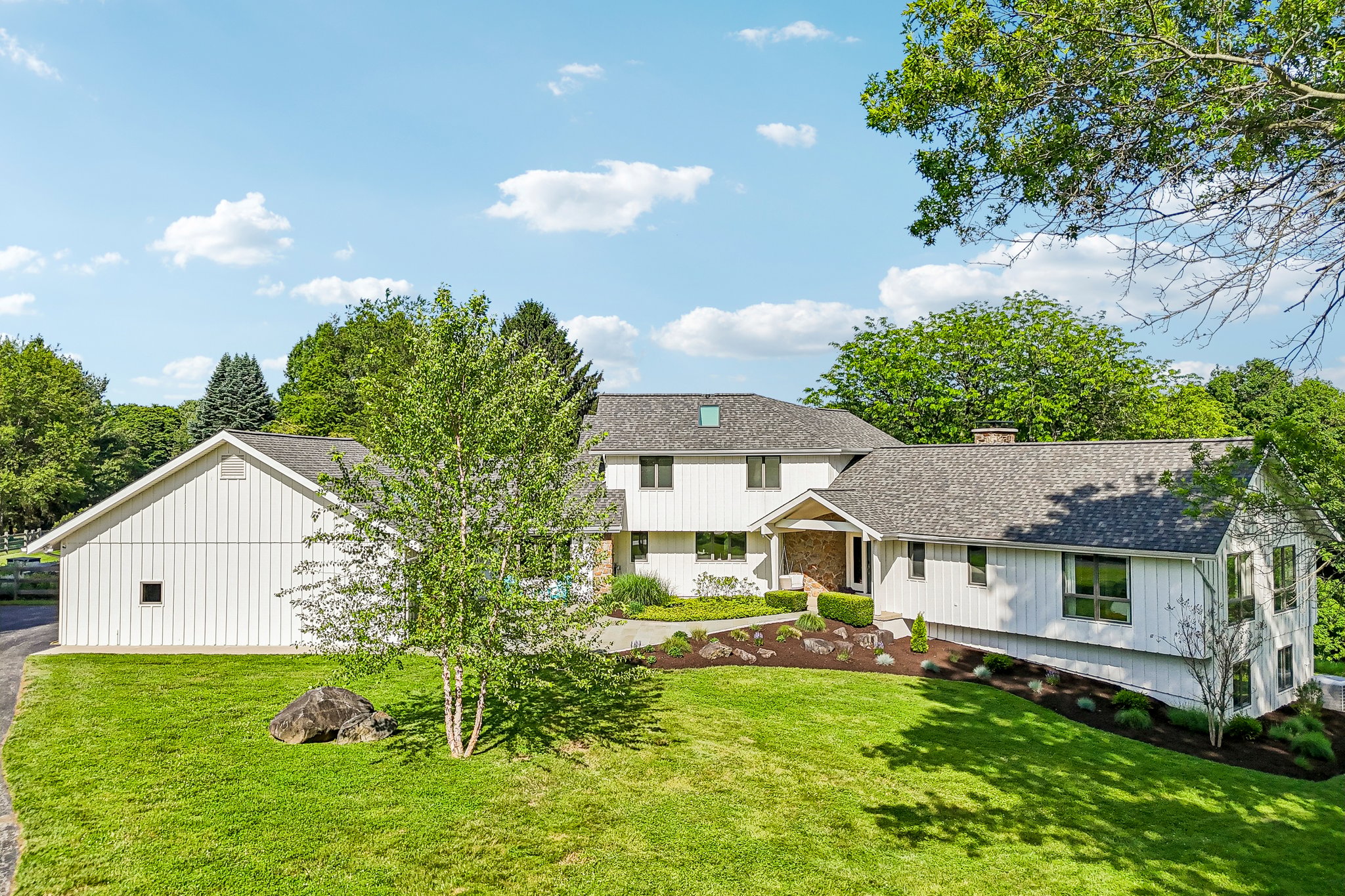 989 Delchester Road Newtown Square, PA 19073 - Photo 1 of 25