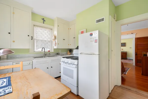 $695,000 | 12 Lauriston Street, Providence, RI 02906