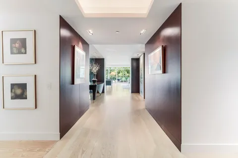 $5,200,000 | 5630 Wisconsin Avenue, Unit 805, Chevy Chase, MD 20815