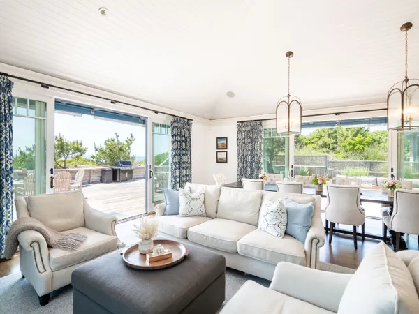 $16,999,000 | 40 Dune Road, Quogue, NY 11959