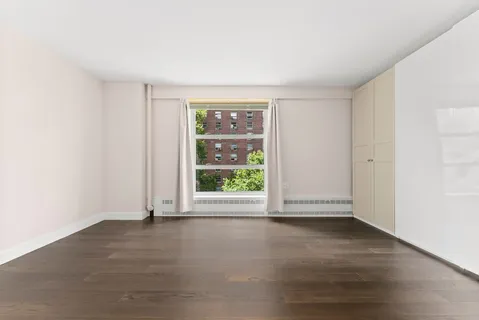 $539,000 | 80 La Salle Street, Unit 7B | Morningside Heights