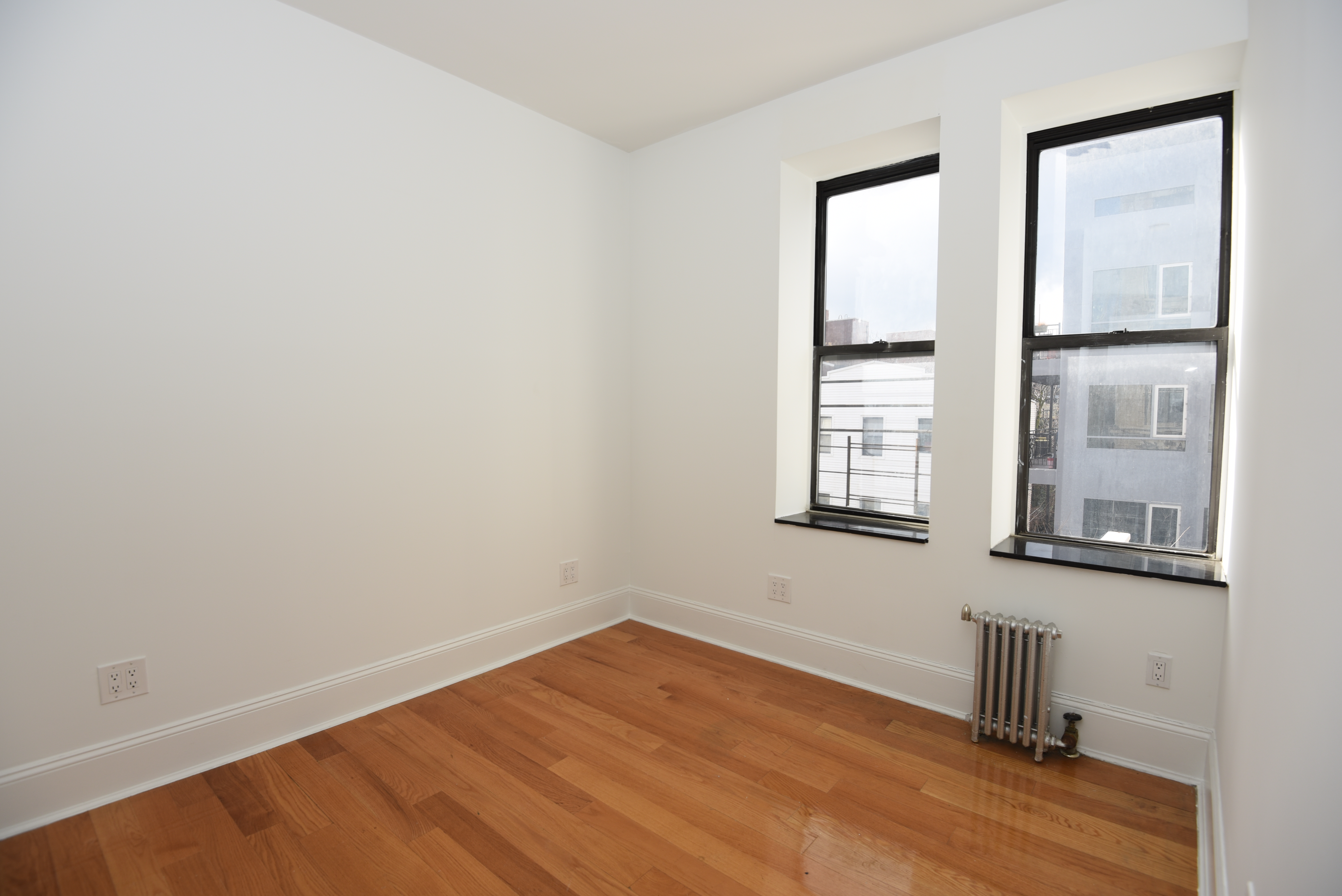 442 Lorimer Street, Unit 24 Brooklyn, NY 11206 - Photo 6 of 9