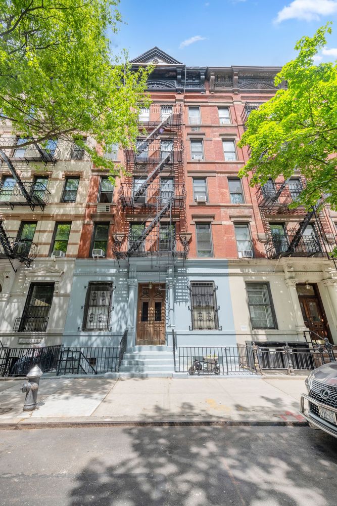 521 East 83rd Street, Unit 1W Manhattan, NY 10028 - Photo 6 of 7