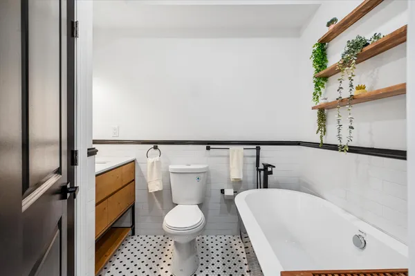 $639,000 | 1227 Webster Street, Philadelphia, PA 19147