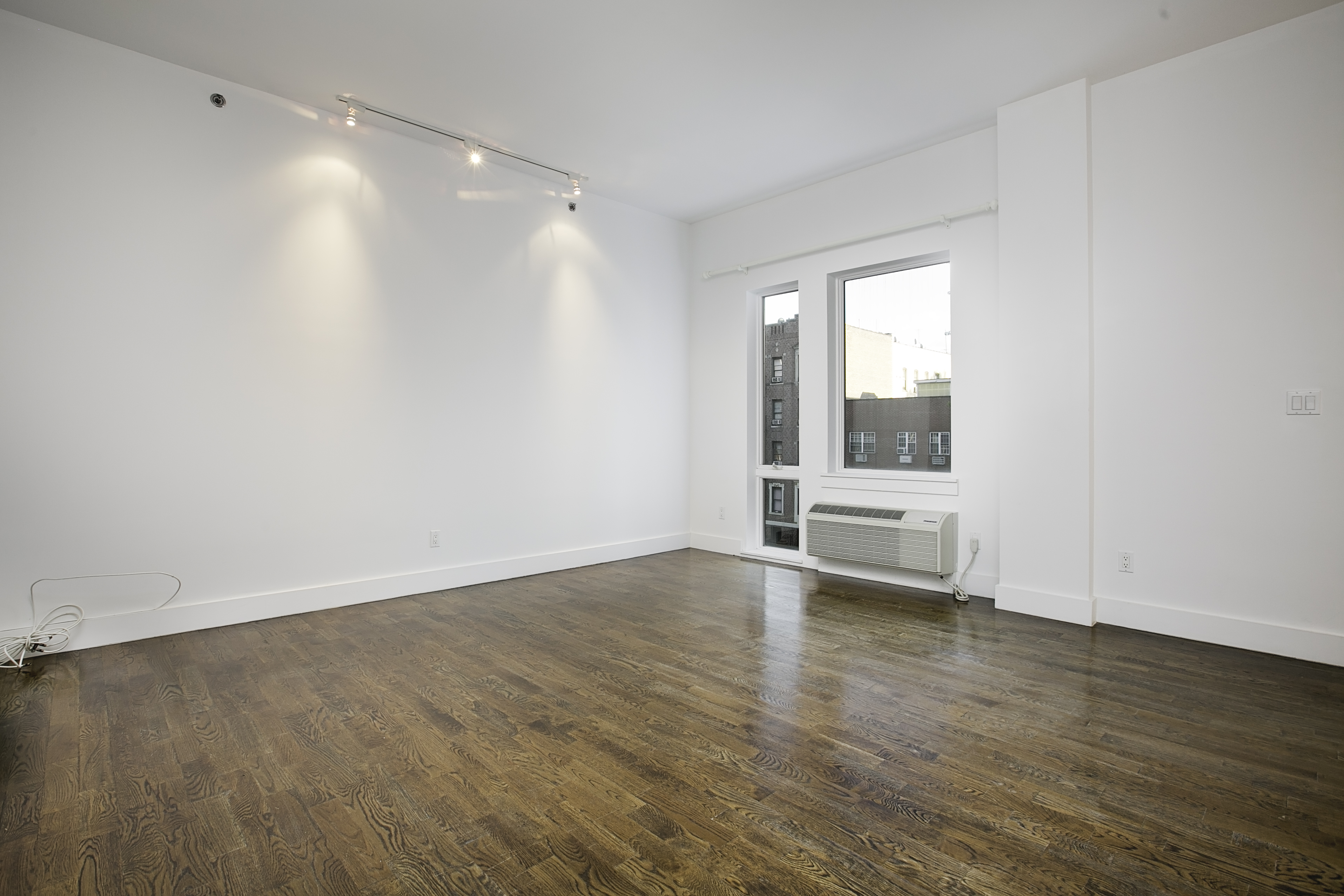 59 Hawthorne Street, Unit 3B Brooklyn, NY 11225 - Photo 2 of 7