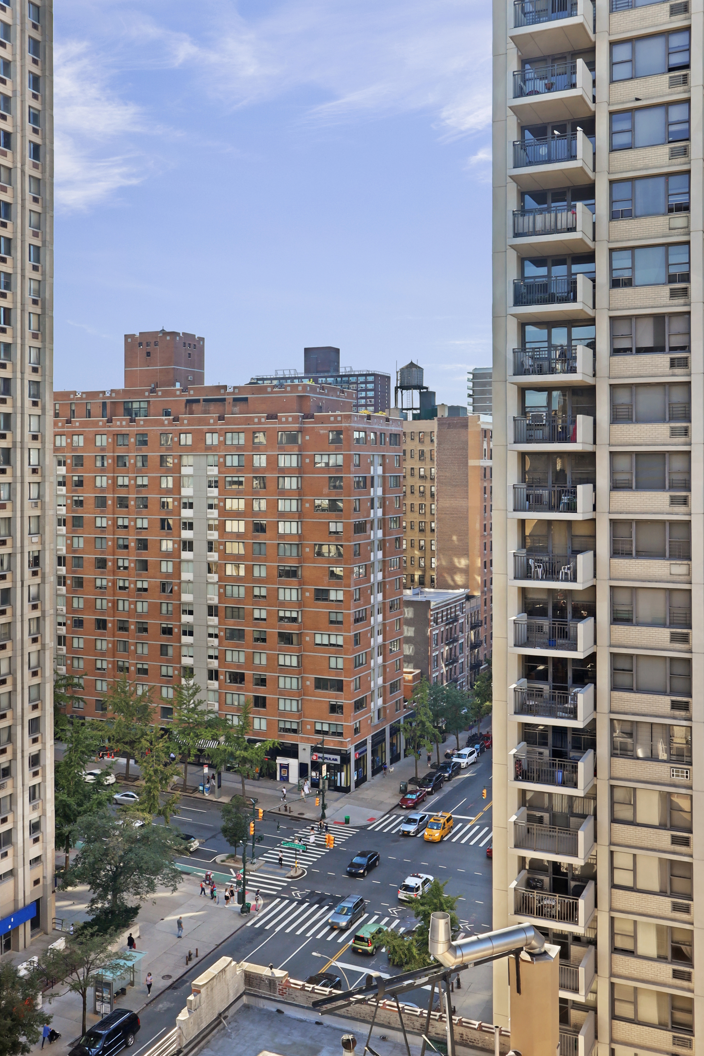 41 West 96th Street, Unit 13D Manhattan, NY 10025 - Photo 5 of 12