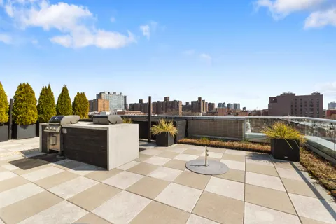 $895,000 | 171 West 131st Street, Unit 411 | Central Harlem