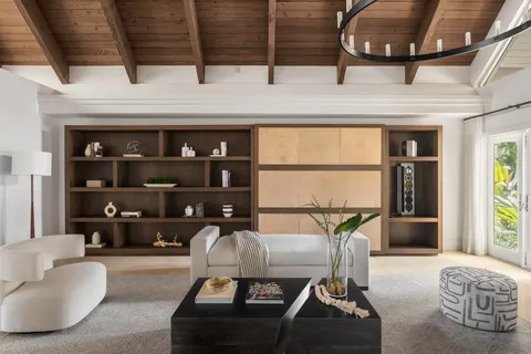 $18,500,000 | 9000 Arvida Drive, Coral Gables, FL 33156