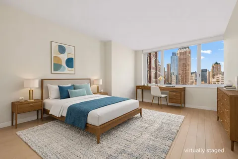 $2,500,000 | 322 West 57th Street, Unit 26B | Hell's Kitchen
